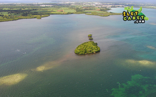 Îlet Christophe face à Baie Mahault